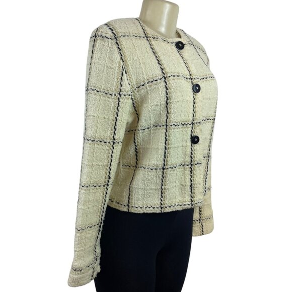 Mike Korwin Women’s Cream Jacket With Black & Gold Checkered Pattern Button - Picture 2 of 8